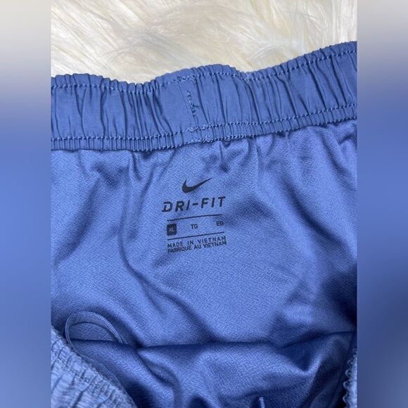 Nike heathered grey running shorts sz XL - Picture 3 of 9